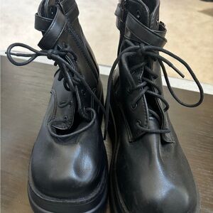 CELNEPHO sz 10  Platform Boots Square Toe Lace up Zip  Combat Wedge Ankle Boots